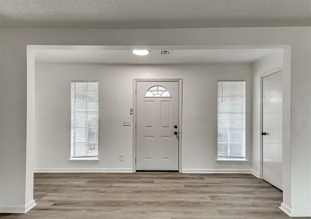 2nd image of 509 Sw 25th Pl, El Reno, OK 73036 | MLS# 1239251