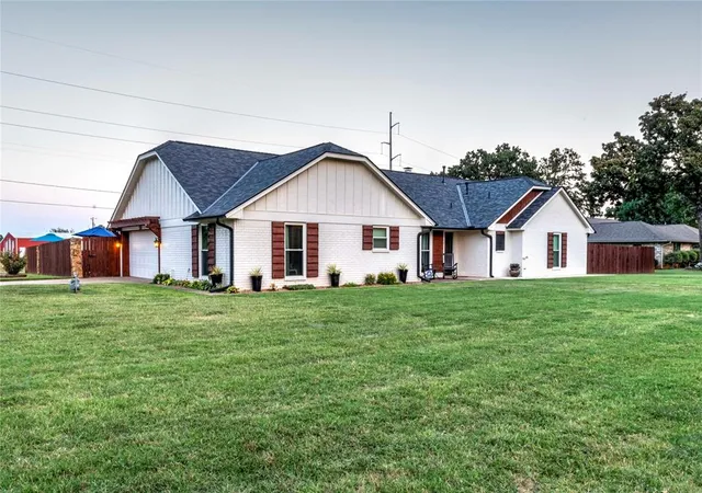 Photo 3 of Sale Pending at 112 Clador Dr, Chandler, OK 74834 | MLS# 1239254 | Listing updated on 2026-09-04