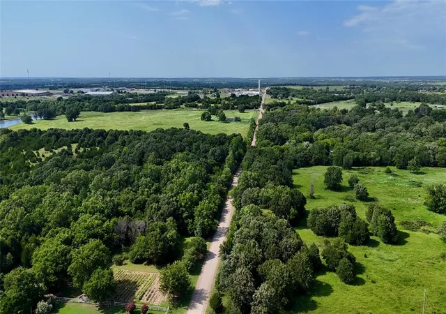 1st image of 6 E 880 Rd, Stroud, OK 74079 | MLS# 1239270