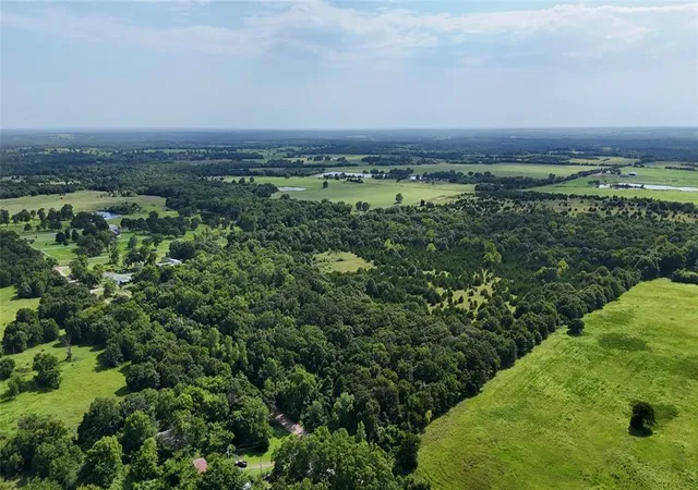 2nd image of 9 E 880 Rd, Stroud, OK 74079 | MLS# 1239277