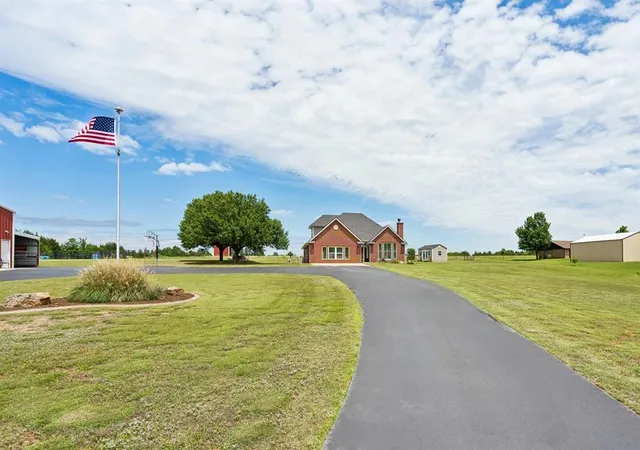 2nd image of 6451 E Post Oak Rd, Noble, OK 73068 | MLS# 1239279