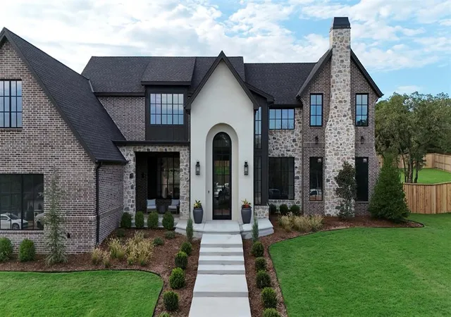 Photo 2 of Sale Pending at 9801 Ne 146th Terrace, Jones, OK 73049 | MLS# 1239286 | Listing updated on 2026-09-28