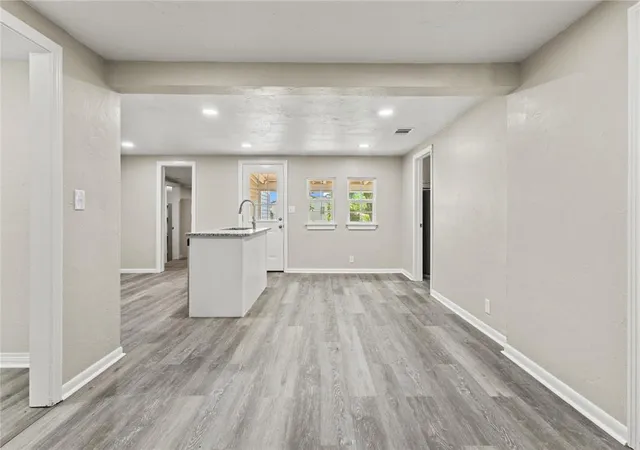 4th image of 621 N 5th Street, Weatherford, OK 73096 | MLS# 1239293