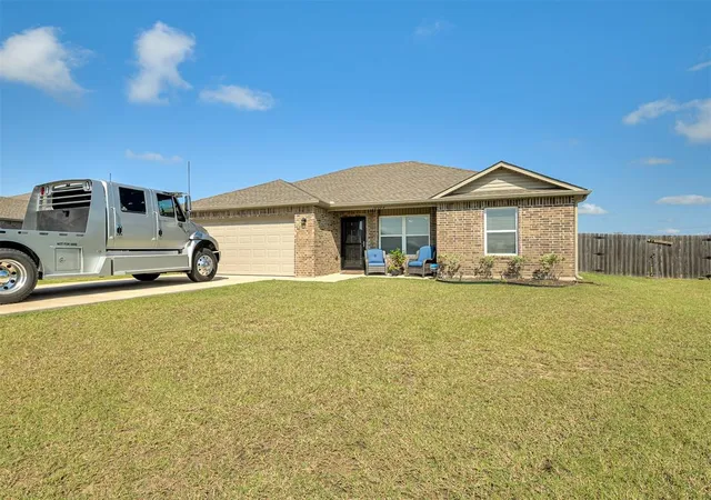 Photo 3 of Sale Pending at 10494 Cadens Trl, Shawnee, OK 74804 | MLS# 1239303 | Listing updated on 2026-08-25