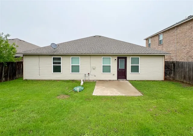 Homes for sale in Yukon, OK | 2901 Cider Mill Ln, Yukon, OK 73099 | MLS# 1239314