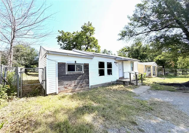 Photo 3 of Sale Pending at 12709 NE 36th Street, Spencer, OK 73084 | MLS# 1239319 | Listing updated on 2026-08-28