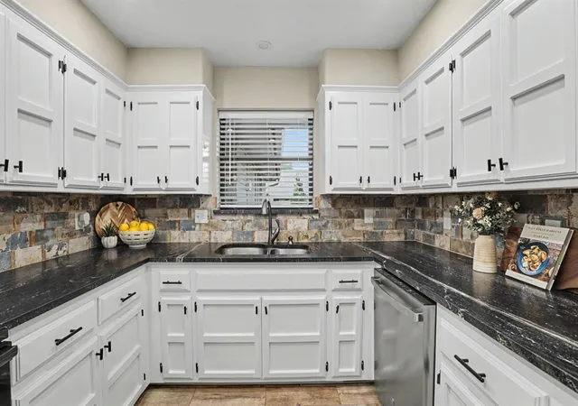 Photo 3 of Single family home for sale at 13308 Shady Tree Pl, Edmond, OK 73013 | MLS# 1239337 | Listing updated on 2026-10-04
