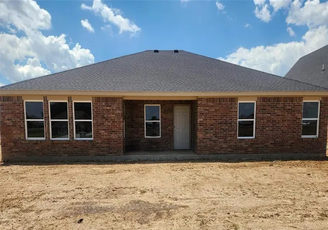Photo 3 of Sale Pending at 1842 Topaz Rd, Pryor, OK 74361 | MLS# 1239347 | Listing updated on 2026-08-22