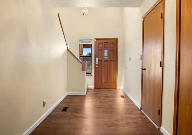 Photo 2 of Single family home for sale at 20 Raintree St, Ponca City, OK 74604 | MLS# 1239373 | Listing updated on 2026-08-05