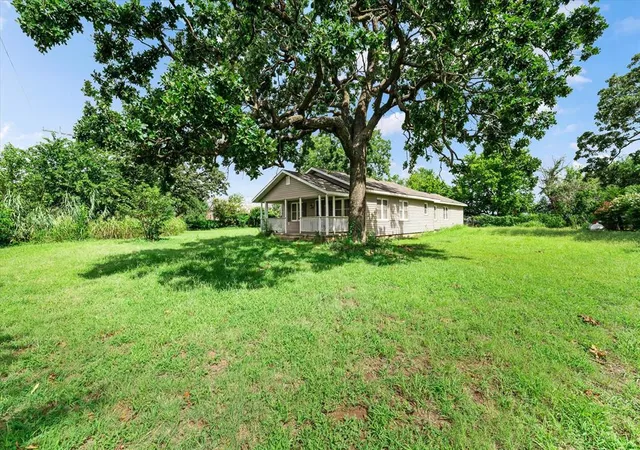 2nd image of 102991 S 3390 Rd, Meeker, OK 74855 | MLS# 1239380