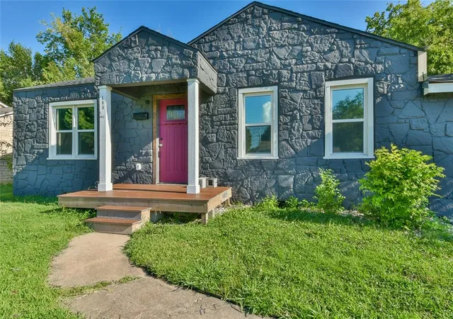 Photo 1 of Single family home for sale at 108 E Dale St, Norman, OK 73069 | MLS# 1239397 | Listing updated on 2026-09-15