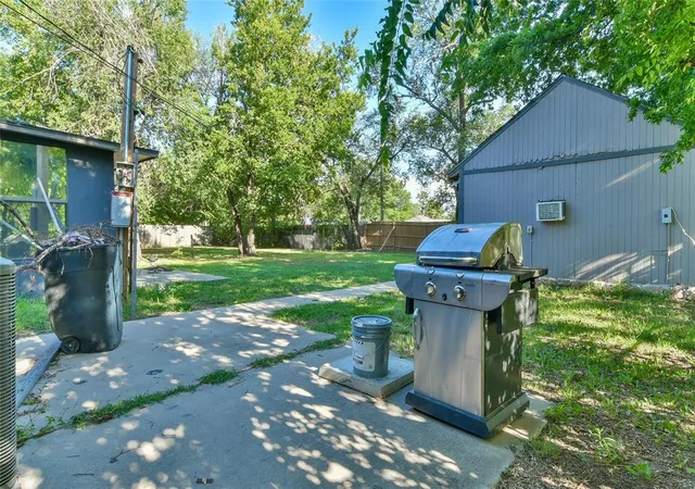 Homes for sale in Norman, OK | 108 E Dale St, Norman, OK 73069 | MLS# 1239397