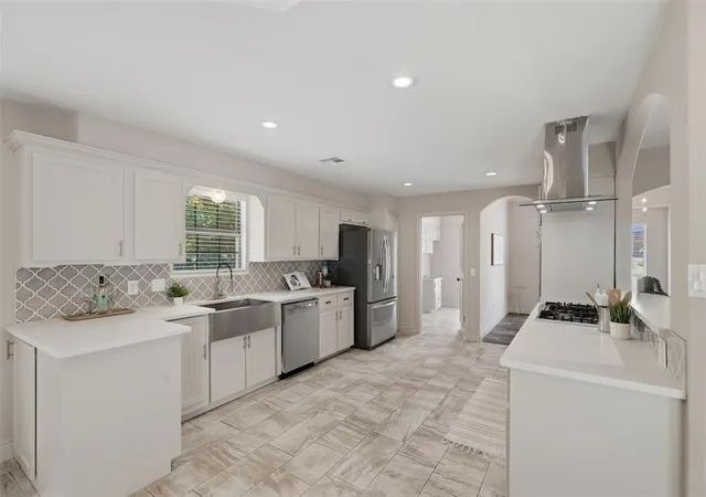 image of 3805 Spyglass Rd, Oklahoma City, OK 73120 | MLS# 1239399