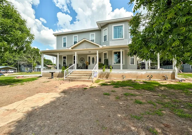 1st image of 523 W Main St, Purcell, OK 73080 | MLS# 1239413