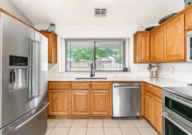 Photo 4 of Sale Pending at 3420 Chester Ter, Yukon, OK 73099 | MLS# 1239434 | Listing updated on 2026-09-05