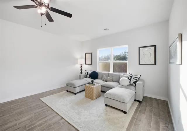 5th image of 1727 Oak Wy, Tuttle, OK 73089 | MLS# 1239458
