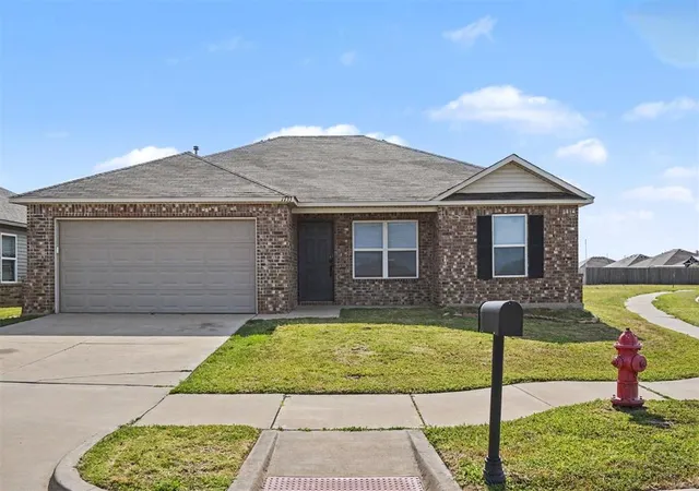 1st image of 1733 Tumbleweed Wy, El Reno, OK 73036 | MLS# 1239474