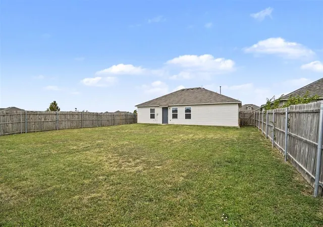 15th image of 1733 Tumbleweed Wy, El Reno, OK 73036 | MLS# 1239474