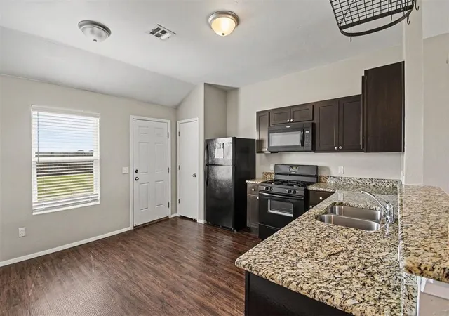 5th image of 1733 Tumbleweed Wy, El Reno, OK 73036 | MLS# 1239474