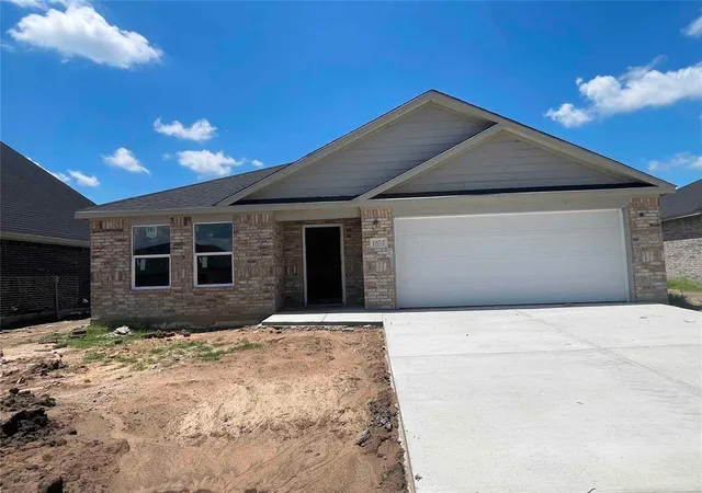 1st image of 1853 Topaz Rd, Pryor, OK 74361 | MLS# 1239477
