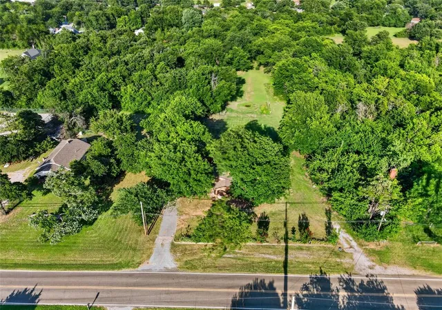 Photo 4 of Single family home for sale at 2122 N Dobbs, Harrah, OK 73045 | MLS# 1239481 | Listing updated on 2026-10-08