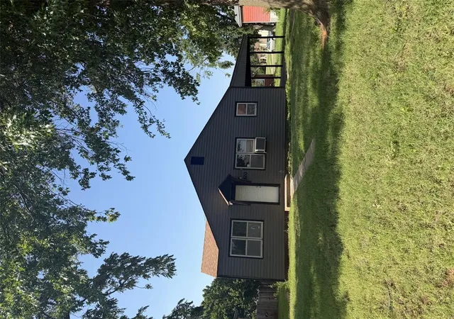 2nd image of 520 W Tom Stafford St, Weatherford, OK 73096 | MLS# 1239495