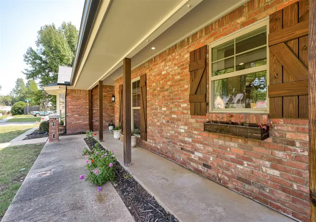 4th image of 1301 Brookhaven Blvd, Norman, OK 73072 | MLS# 1239502