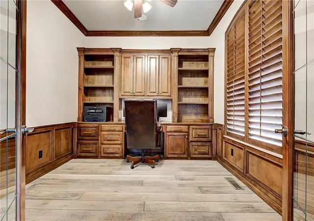 Photo 4 of Sale Pending at 3317 Beacon Hl St, Edmond, OK 73034 | MLS# 1239505 | Listing updated on 2026-07-18