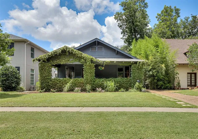 2nd image of 428 Chautauqua Ave, Norman, OK 73069 | MLS# 1239518