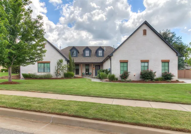 Photo 1 of Single family home for sale at 3124 Alpine Dr, Edmond, OK 73012 | MLS# 1239530 | Listing updated on 2026-09-23