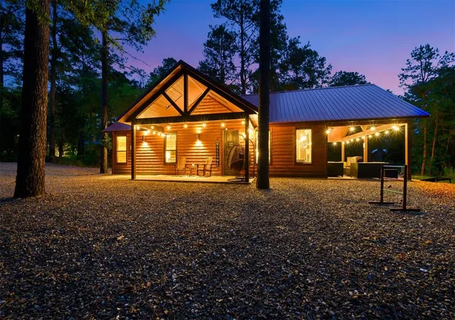 2nd image of 252 Apple Ridge Ln, Broken Bow, OK 74728 | MLS# 1239559