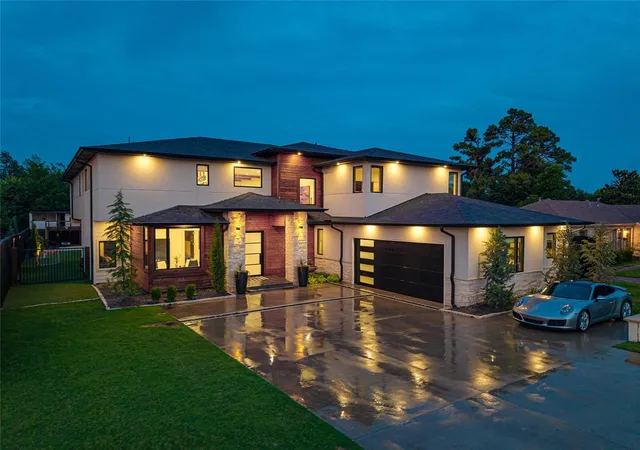 Photo 3 of Single family home for sale at 2824 Guilford Ln, Oklahoma City, OK 73120 | MLS# 1239568 | Listing updated on 2026-08-26