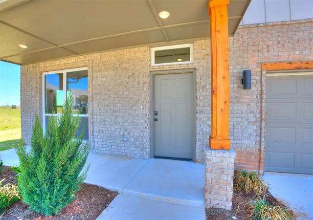 Photo 2 of Sale Pending at 4108 Lynford Ln, Norman, OK 73026 | MLS# 1239587 | Listing updated on 2026-08-05