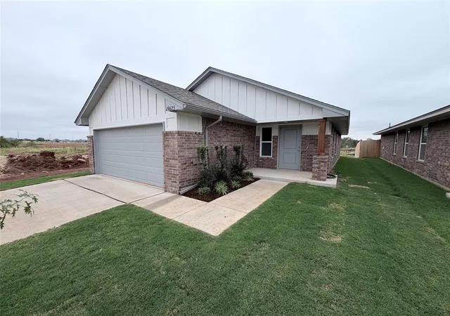 Photo 2 of Single family home for sale at 19625 Ferris Dr, Edmond, OK 73012 | MLS# 1239591 | Listing updated on 2026-10-06