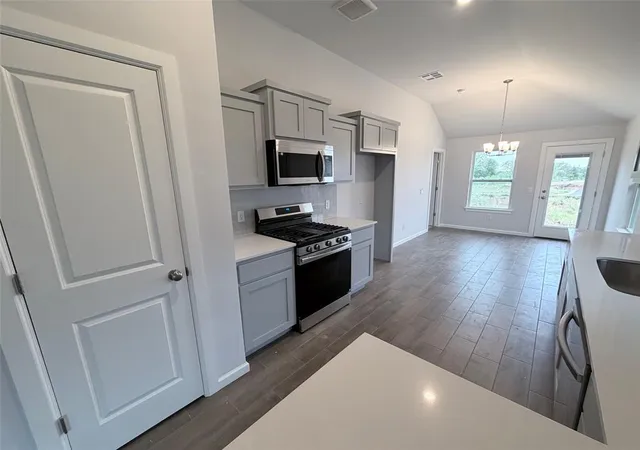 Photo 4 of Single family home for sale at 19625 Ferris Dr, Edmond, OK 73012 | MLS# 1239591 | Listing updated on 2026-10-06