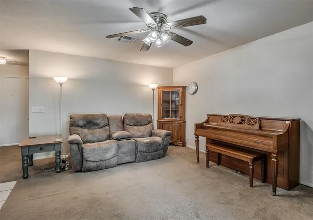 4th image of 223 W 5Th St, Edmond, OK 73003 | MLS# 1239621