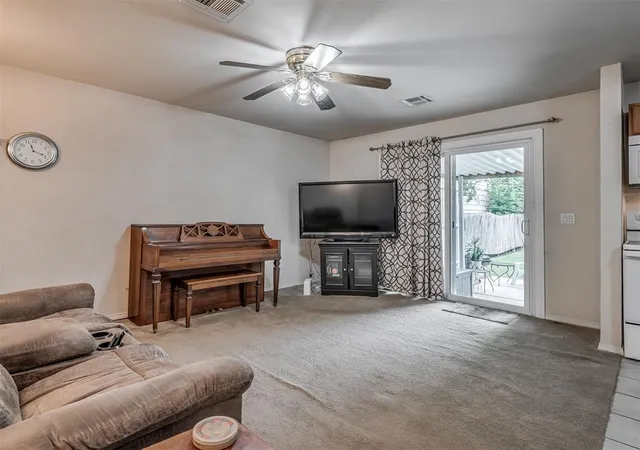 5th image of 223 W 5Th St, Edmond, OK 73003 | MLS# 1239621