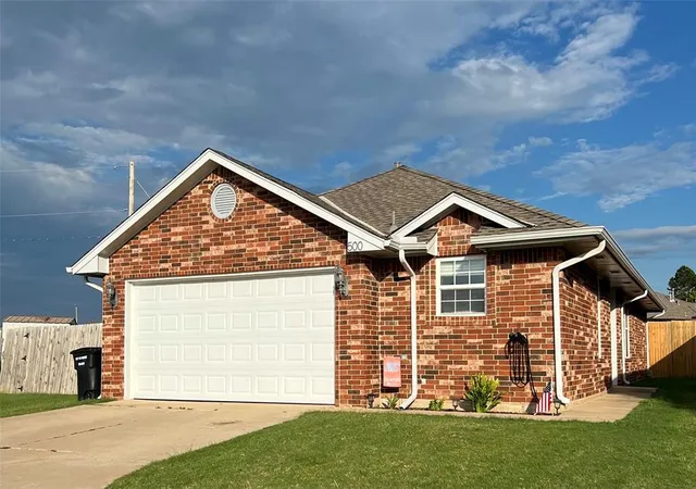 Photo 1 of Sale Pending at 500 Sw 38th Terrace, Moore, OK 73160 | MLS# 1239627 | Listing updated on 2026-08-08