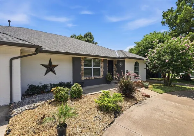 Photo 4 of Sale Pending at 4400 Saint Patrick Dr, Oklahoma City, OK 73120 | MLS# 1239628 | Listing updated on 2026-08-10