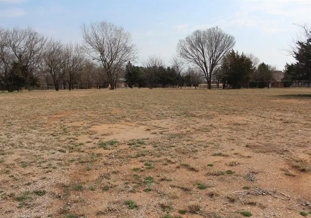 2nd image of 18477 320th St, Norman, OK 73072 | MLS# 1239631
