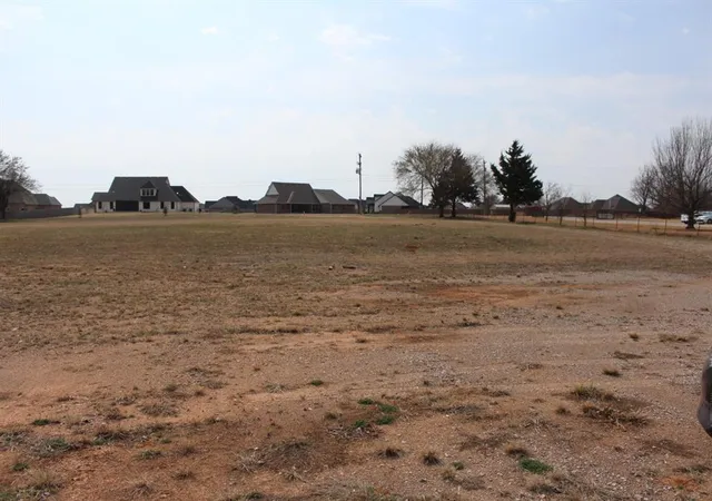 4th image of 18477 320Th St, Norman, OK 73072 | MLS# 1239631