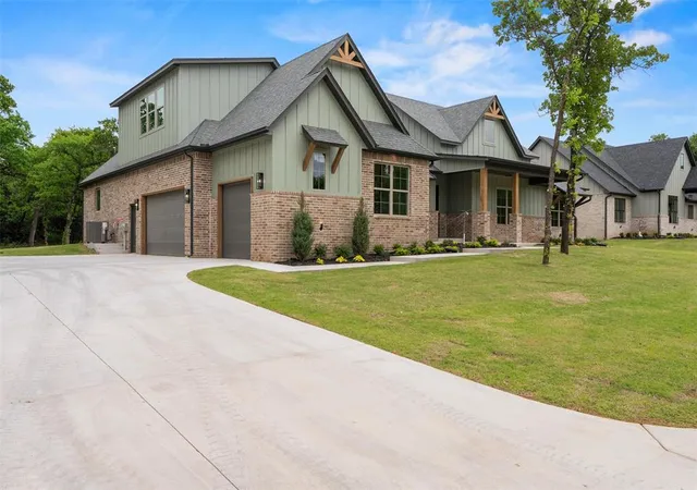 Photo 2 of Sale Pending at 12974 Stagecoach Trl, Arcadia, OK 73007 | MLS# 1239634 | Listing updated on 2026-08-14