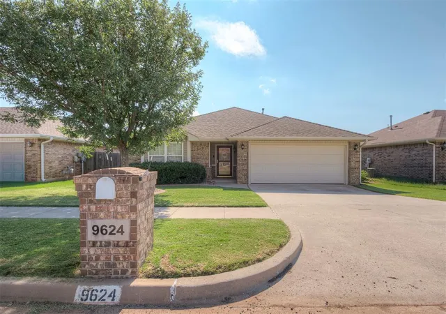 Photo 2 of Sale Pending at 9624 Kylie Dr, Moore, OK 73160 | MLS# 1239635 | Listing updated on 2026-08-31