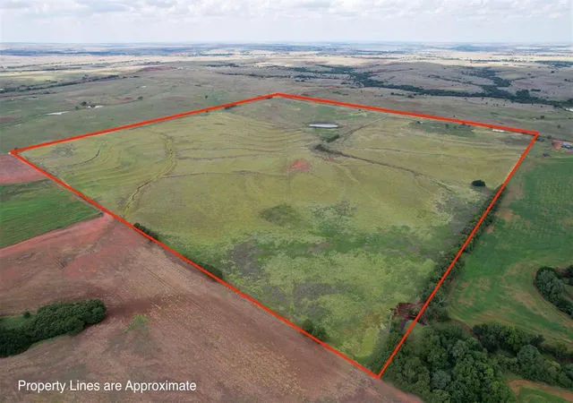 4th image of E 1060 Rd, Clinton, OK 73601 | MLS# 1239645