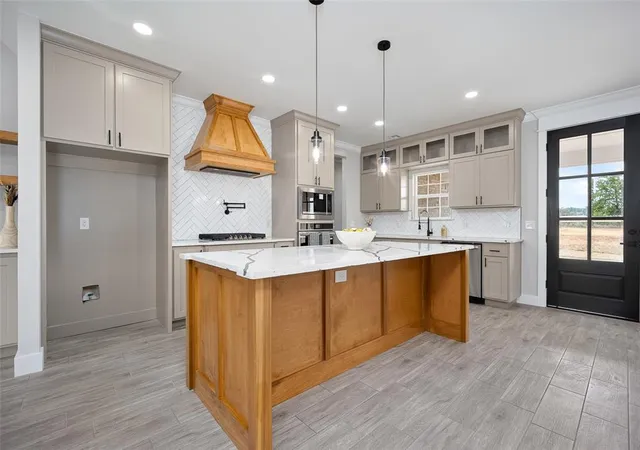 Photo 4 of Single family home for sale at 2451 Wind River Cir, Blanchard, OK 73010 | MLS# 1239647 | Listing updated on 2026-09-23