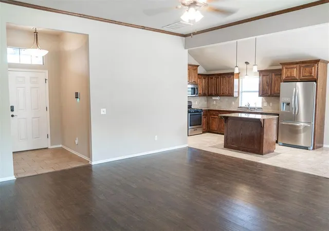 Photo 4 of Single family home for sale at 8009 Hillers Rd, Oklahoma City, OK 73132 | MLS# 1239649 | Listing updated on 2026-09-15