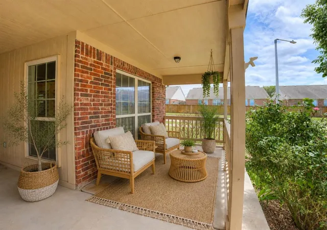 Photo 2 of Single family home for sale at 1821 Wheatland Pl, Norman, OK 73071 | MLS# 1239683 | Listing updated on 2026-08-11