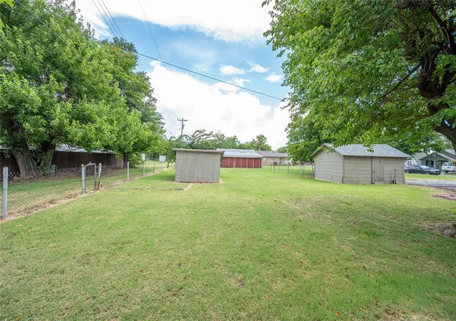 26th image of 1620 S Evans Ave, El Reno, OK 73036 | MLS# 1239695