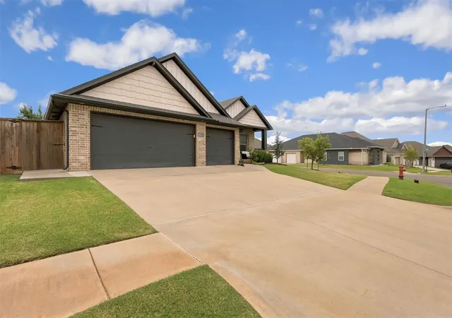 Photo 2 of Sale Pending at 15900 Langley Way, Edmond, OK 73013 | MLS# 1239696 | Listing updated on 2026-10-08