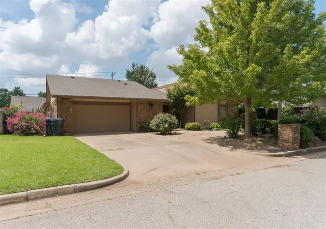 Photo 2 of Sale Pending at 2624 Sw 111th Street, Oklahoma City, OK 73170 | MLS# 1239698 | Listing updated on 2026-08-14
